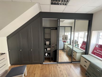 Assets of a Bespoke Fitted Wardrobe Manufacturer/Installer
