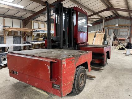  JCB, Generator, Saw, etc