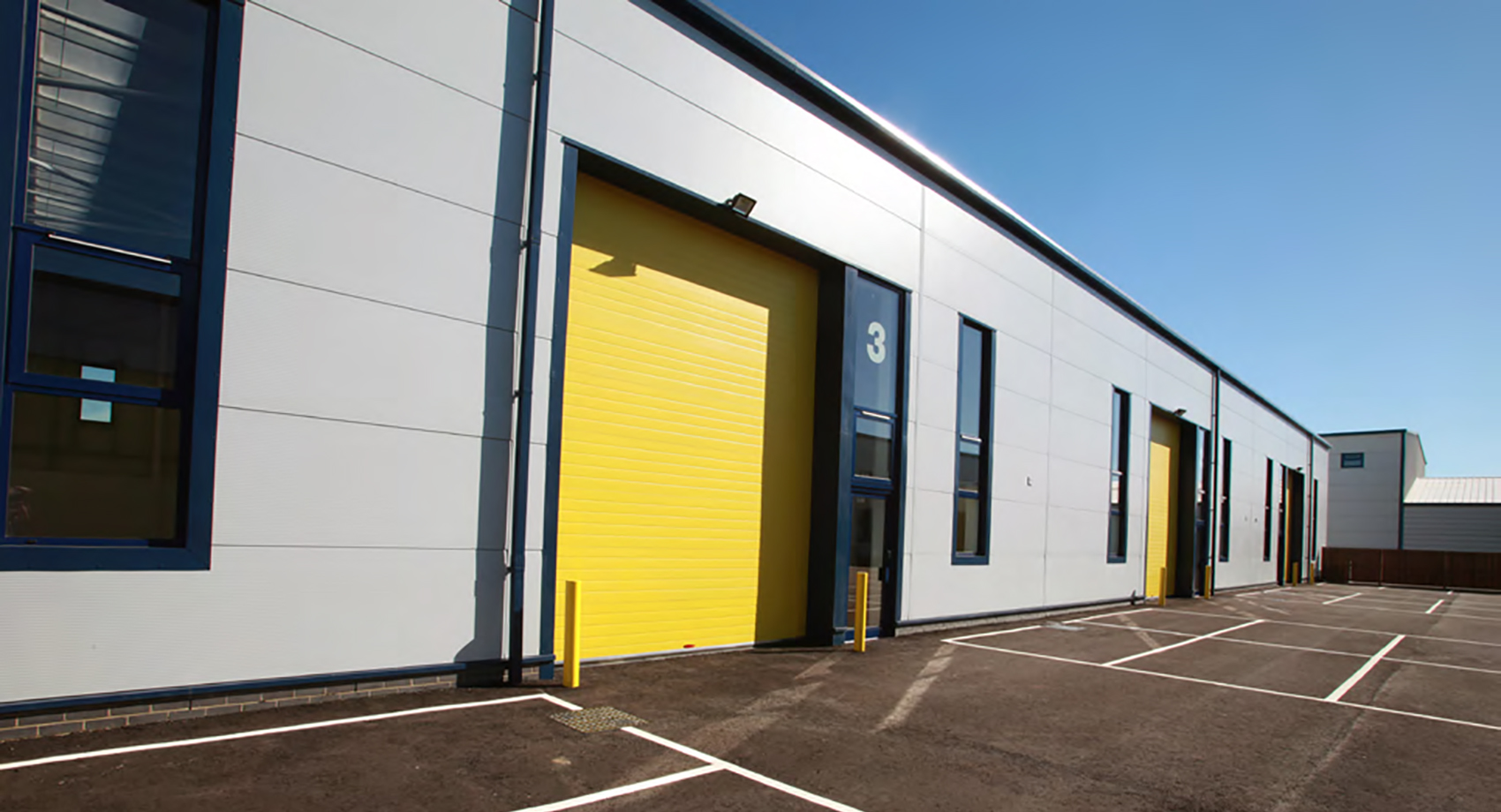 Brentwood Trade Park: 45,000 sq ft small unit industrial scheme | LSH