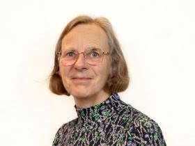 Christine Reeves | Associate Director - PR+I