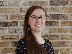 Lara Davies | Marketing Manager