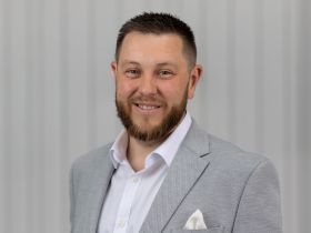 Dan Rawlings | Director - Co-Head of South East Industrial & Logistics