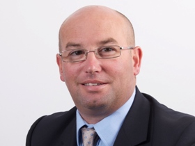 Jerry Vigus | Senior Director - Industrial & Logistics